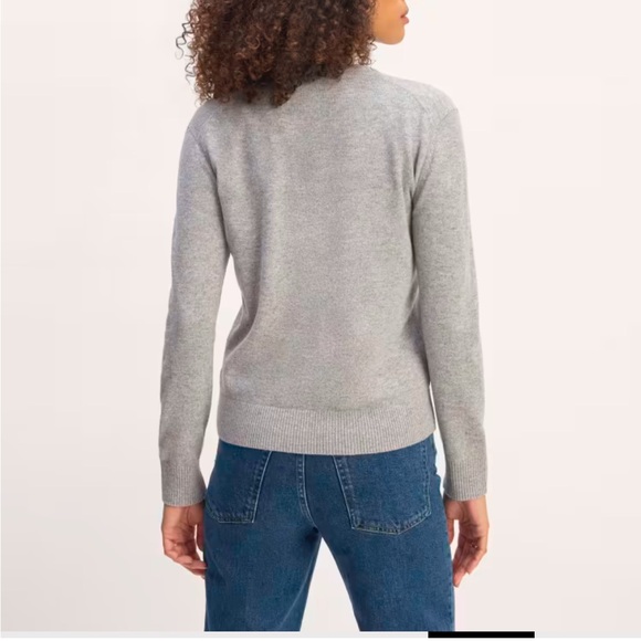 Everlane The Classic Crew in Cashmere lug  HR heather grey sweater - Picture 3 of 14